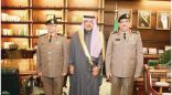 أمير الباحة يقلد مدير الشرطة ومساعده رتبة لواء