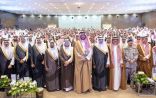 سمو الأمير سعود بن خالد بن فيصل يرعى حفل تخريج طلاب وطالبات فرعي جامعة طيبة بمحافظتي بدر وينبع.