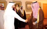 محافظ الأحساء يستقبل المشاركين في ألوان السعودية