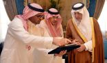 الأمير خالد الفيصل يستعرض آخر إنجازات ومبادرات فرع وزارة العمل والتنمية الاجتماعية